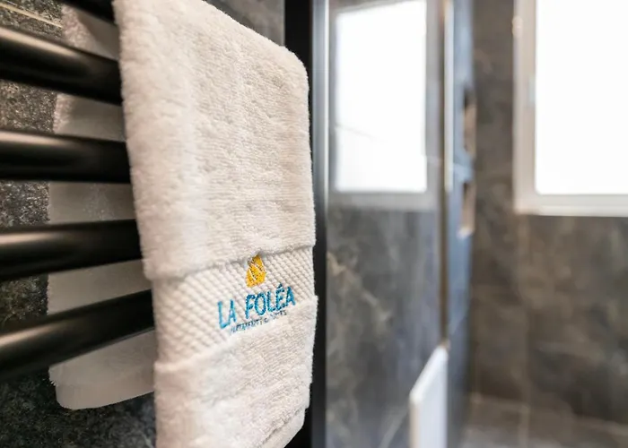 La Folea & Lungomare * فلورا